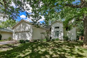 2511 Candlewick Drive SE
