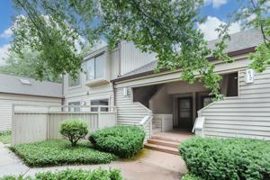 612 A SHORELINE Road