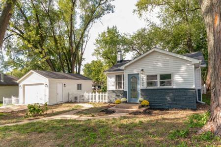 2509 S Birchwood Avenue