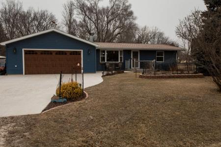 415 Sunnyslope Drive