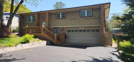 34611 N Iroquois Trail