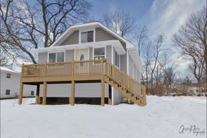 221 Beachview Drive