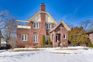 584 N Park Boulevard