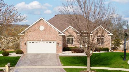 1118 Beachwood Court