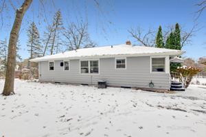 35118 Paupukkewis Trail