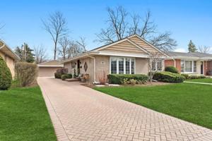 627 Forestview Avenue