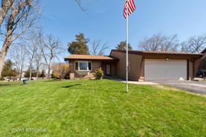 41045 N Ridge Circle