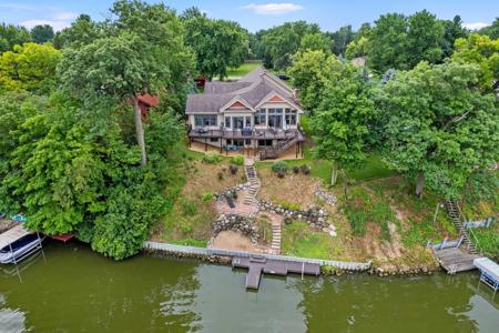 853 Lake Holiday Drive