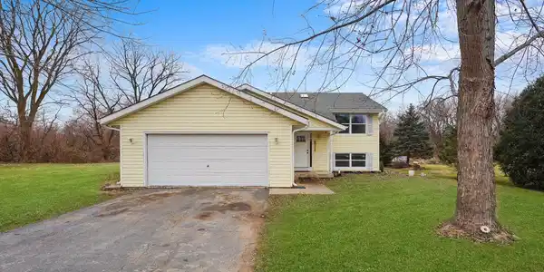 105 Constitution Drive