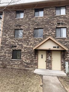 10 Parkside Court