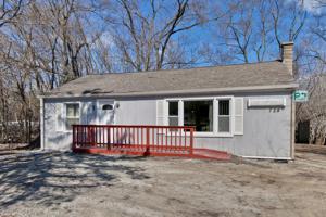 724 W Rand Road