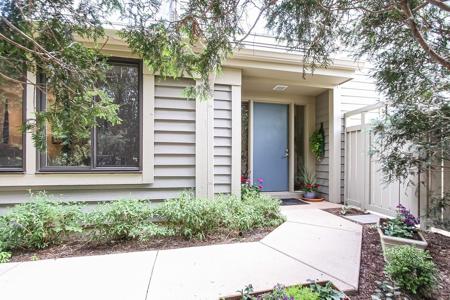 333 North Bay Court