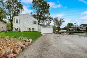 211 W Pleasant View Drive