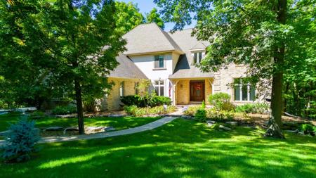124 Ravine Lane