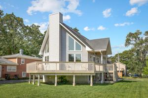 28 Honeysuckle Lane