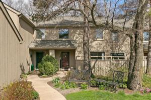86 Hunt Trail