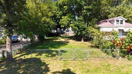 26 Glenwood Drive