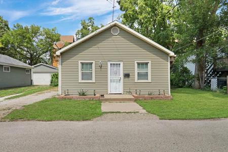 117 Roosevelt Avenue