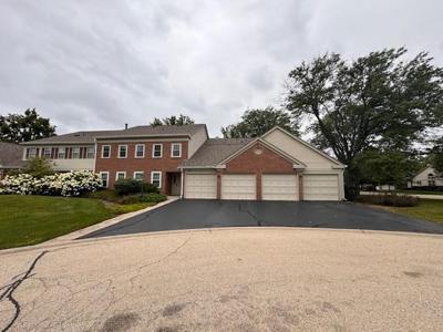 1606 Queens Court
