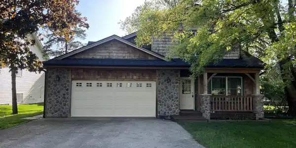 644 NE Candlewick Drive