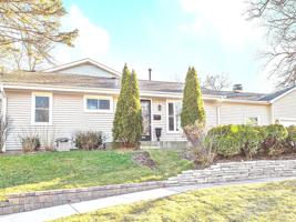 711 Summit Street