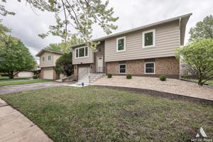 5159 Roberta Lane