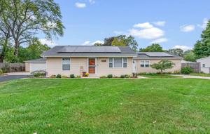 32975 N Wayside Place