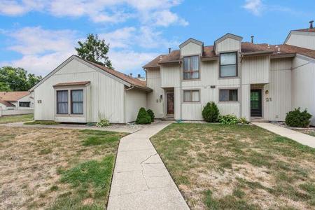 22 Colony West Drive