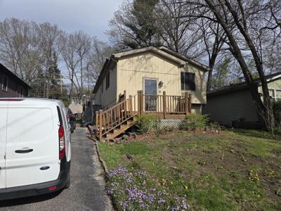 15 Ridgeland Avenue