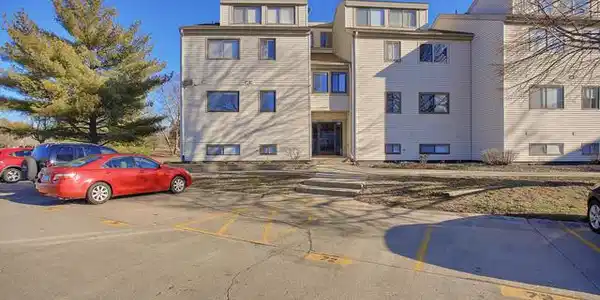 1923 Melrose Drive