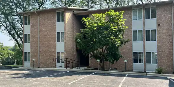 5811 Oakwood Drive