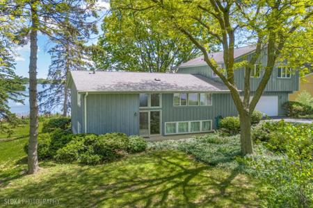 907 Division Street