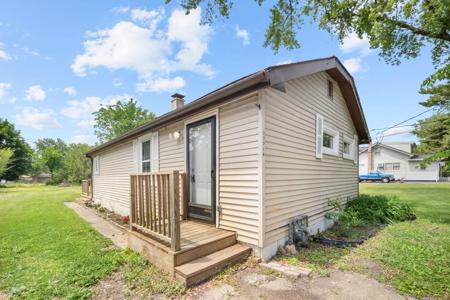 37714 N Nippersink Place