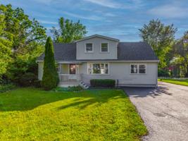714 N Lakeview Drive