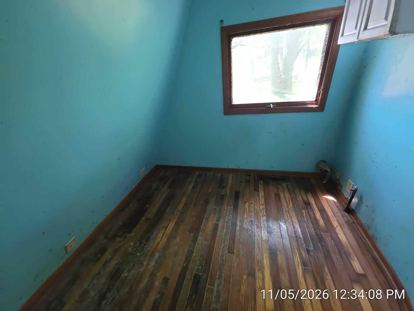 Image 4 Image 4
