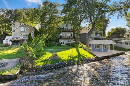 9 Lakeside Lane