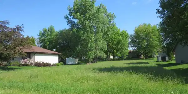 200 Thornhill Drive