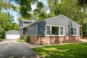 19368 W West Shore Drive