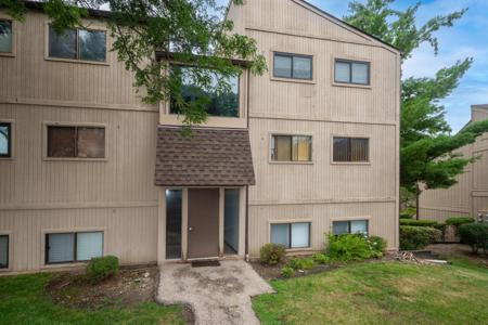 53 Oak Hill Colony
