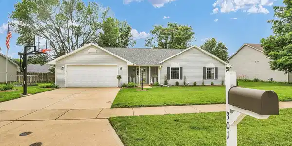 301 N Spruce Drive