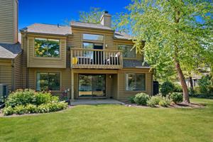 939 Shoreline Road