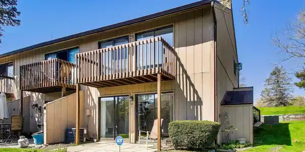 22 Jamaica Colony