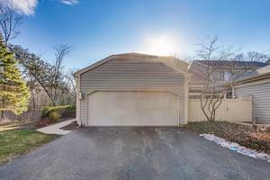 233 N Bay Court