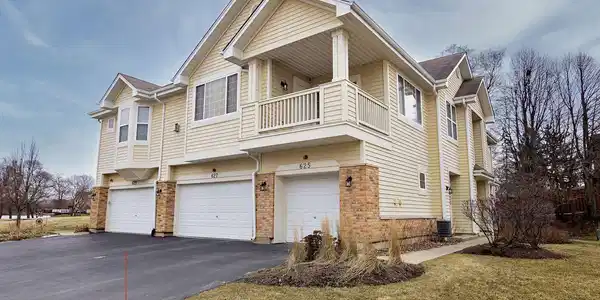 625 W Bayou Court