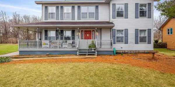 1637 SW Candlewick Drive