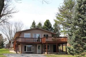 203 N Lakeside Drive