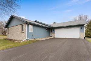 103 NW Seminole Place