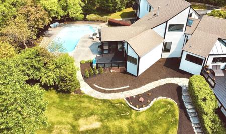 112 Ravine Lane