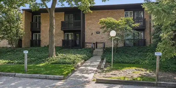 1607 Maple Terrace