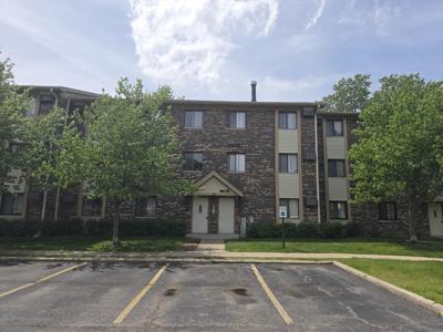 12 Parkside Court
